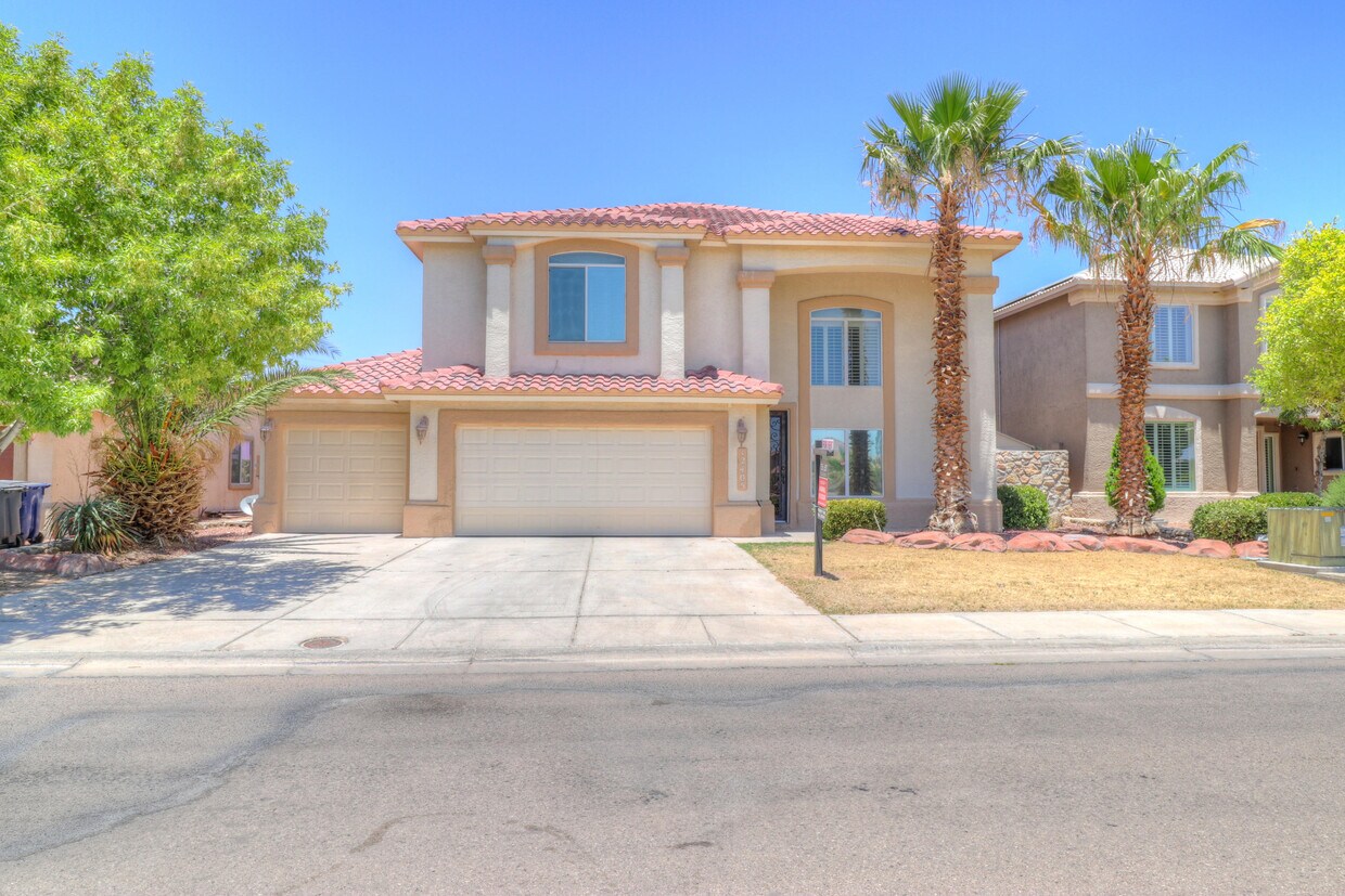 Primary Photo - 12405 Nina Pearl Dr