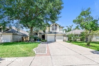 Building Photo - 8571 Spring Green Dr