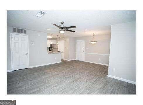 Building Photo - 100 Dunwoody Gables Dr