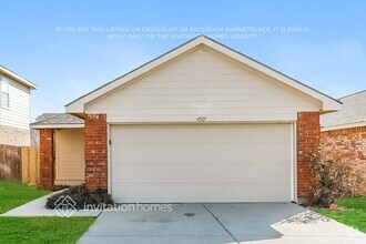 Building Photo - 4525 Waterford Dr