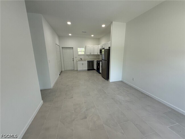 Building Photo - 4103 East 13th Street