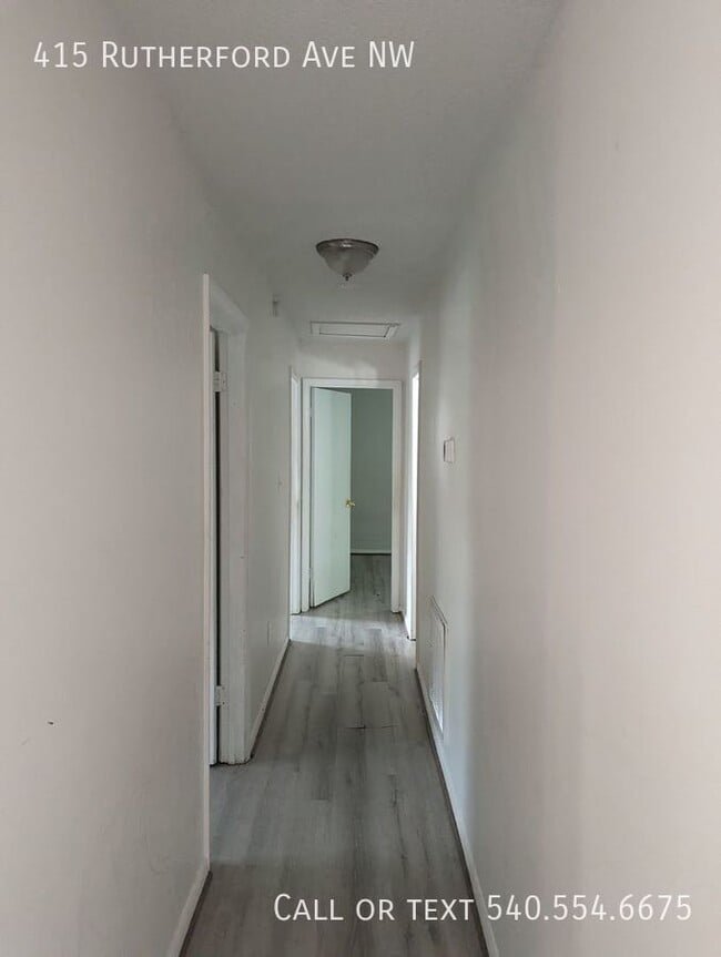 Building Photo - 415 Rutherford Ave NW