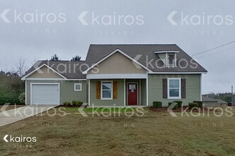 Building Photo - 922 12th Ln