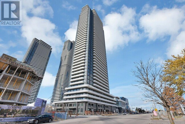 Building Photo - 28 Interchange Wy