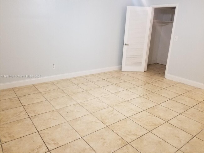 Foto del edificio - 11855 NE 19th Dr