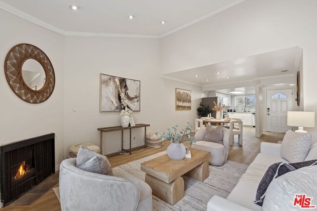 Foto del edificio - 620 W Hyde Park Blvd