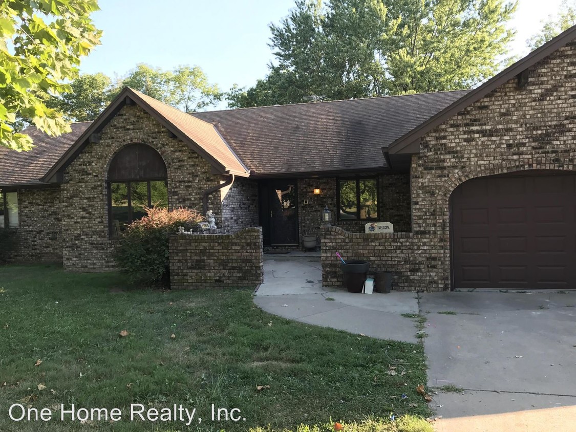 Building Photo - 16684 Highway 71