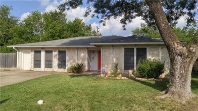 Building Photo - 5203 Gladstone Dr
