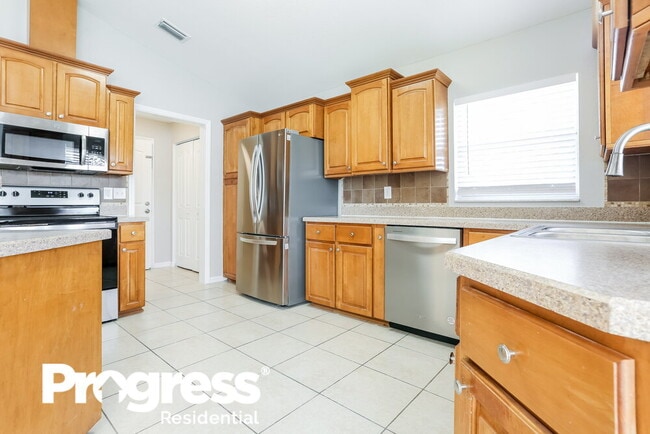 Building Photo - 4995 Hurley Ave