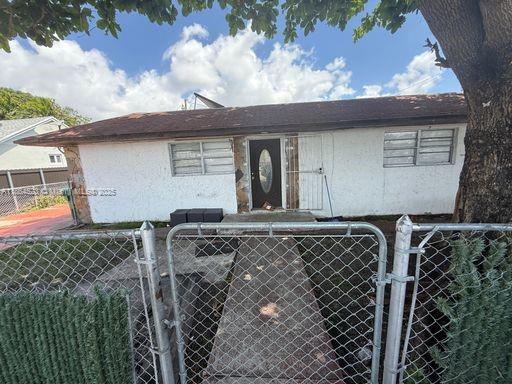 Primary Photo - 3091 NW 30th St