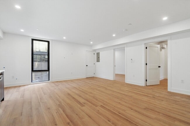 Building Photo - 808 N 3rd St
