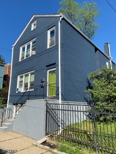 Building Photo - 40 Wheeler St