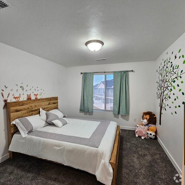 Building Photo - 5142 W Duet Dr