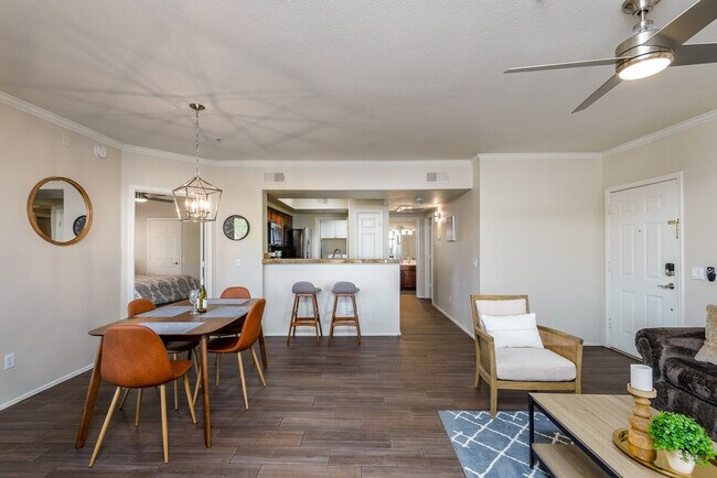 Foto del edificio - 15095 N Thompson Peak Pkwy