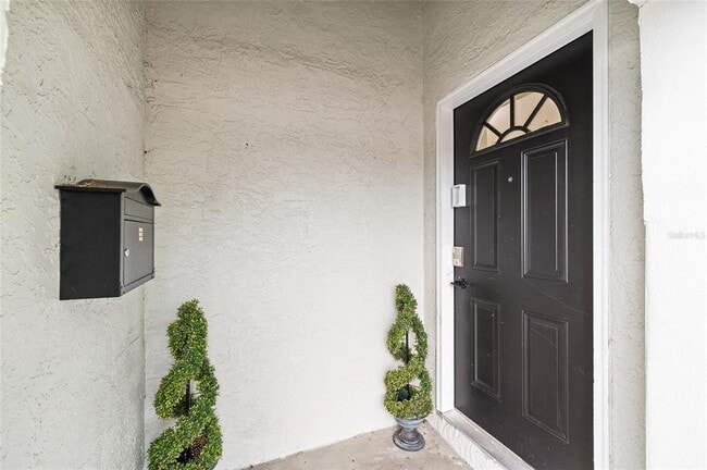 Building Photo - 4920 30th Ave N