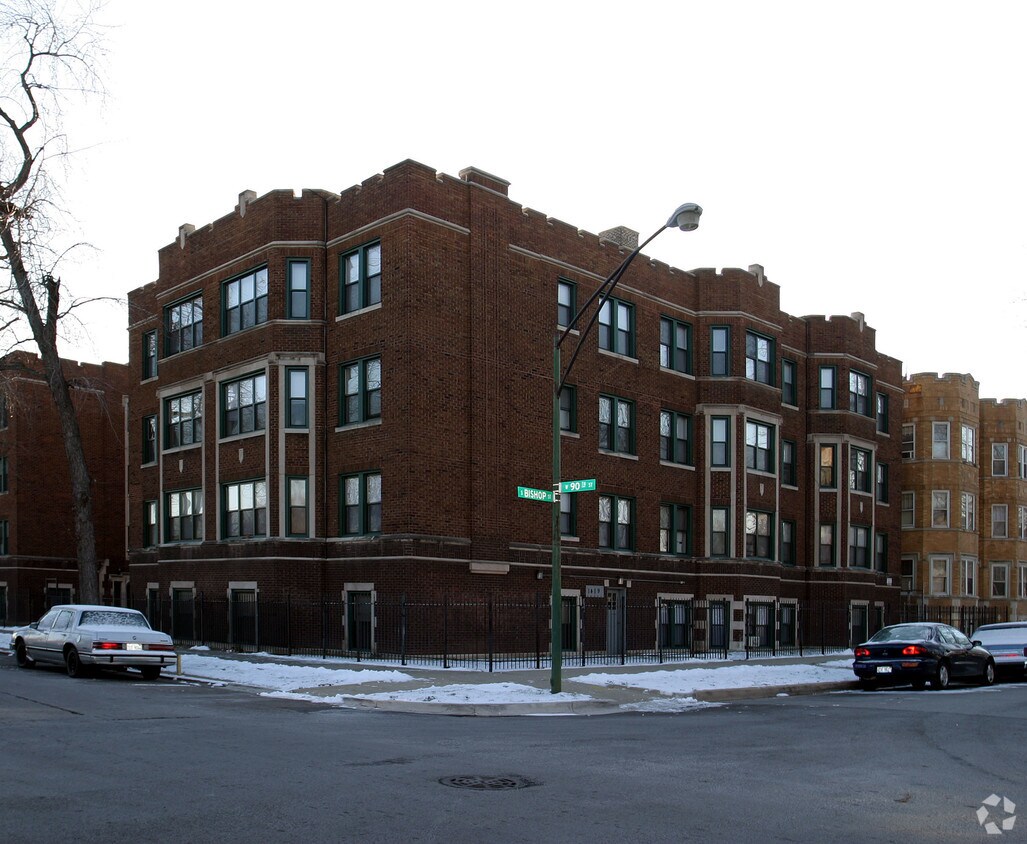 Primary Photo - 9001 S Bishop St