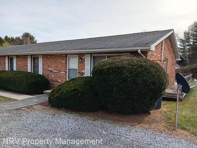 Foto del edificio - 2 br, 1 bath House - 2887 Walls Branch