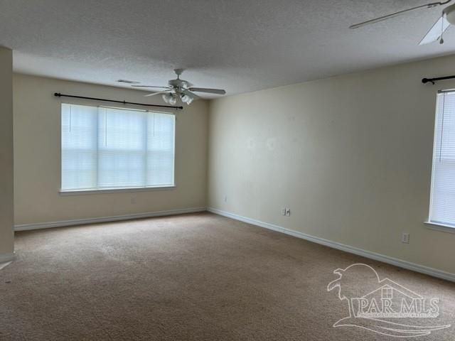 Foto del edificio - 1474 College Pkwy