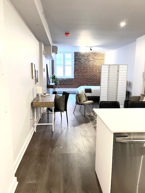 Loft 305 750 pi² - King Street Appartements