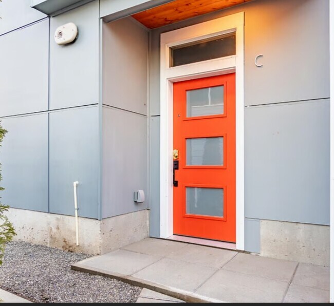 Foto del edificio - 529 20th Ave