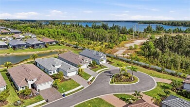 Building Photo - 11964 Molto Dr