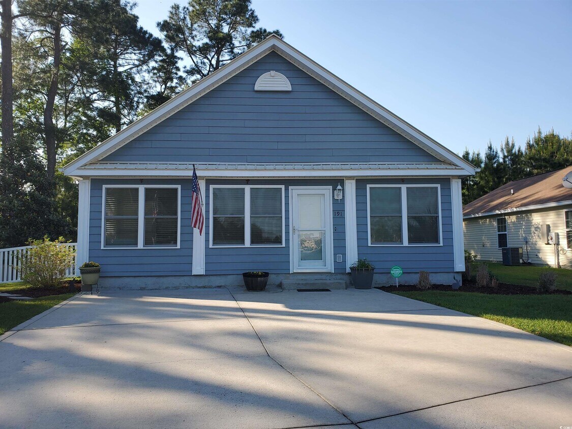 Foto principal - 191 River Reach Dr