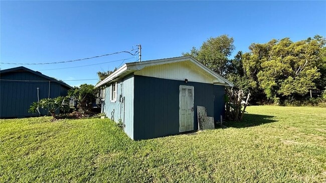 Building Photo - 1314 N Combee Rd