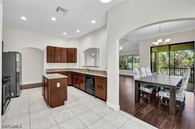 Foto del edificio - 1338 Corso Palermo Ct