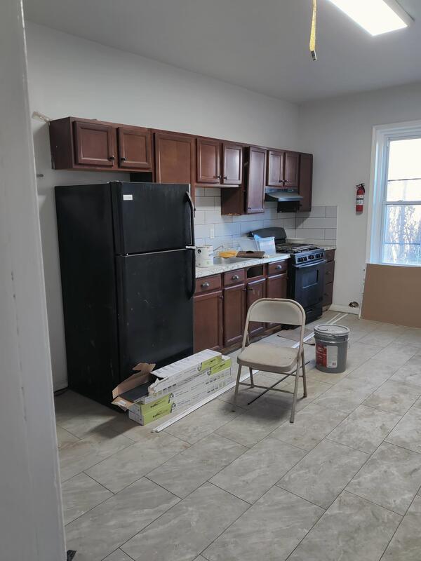 Building Photo - 5445 Hunter St