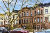Foto principal - Stunning Brand New 3 Bed 2 Bath in Crown H...