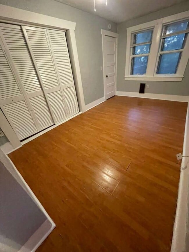 Photo - 8406 N Brooks St Apartment