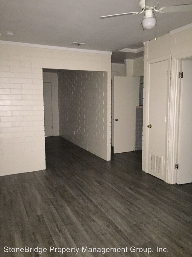 Foto del edificio - 748-750 Bethune St