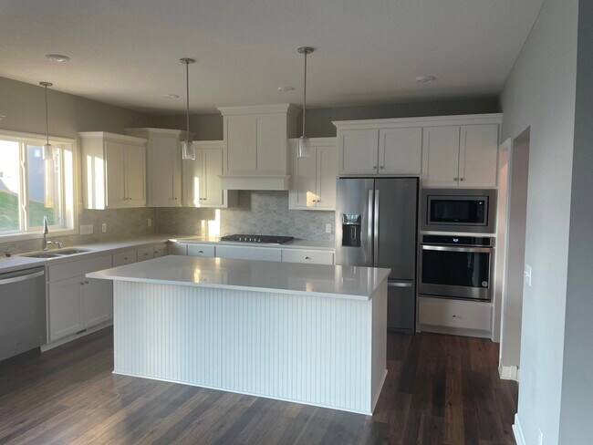 Building Photo - 5184 Suntide Pass