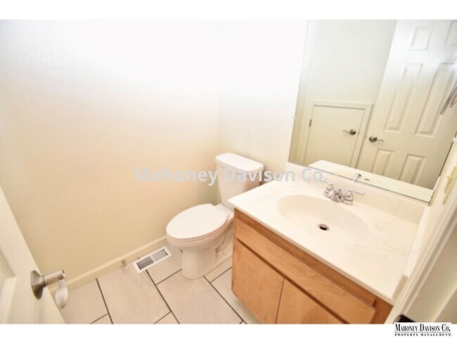 Building Photo - 349 E Cotati Ave