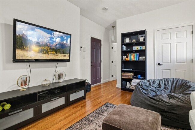 Foto del edificio - 171 Brooks St