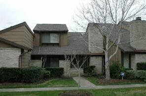 Building Photo - 13609 Hollowgreen Dr
