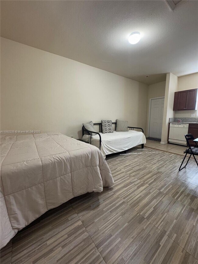 Foto del edificio - 9050 SW 169th Ct