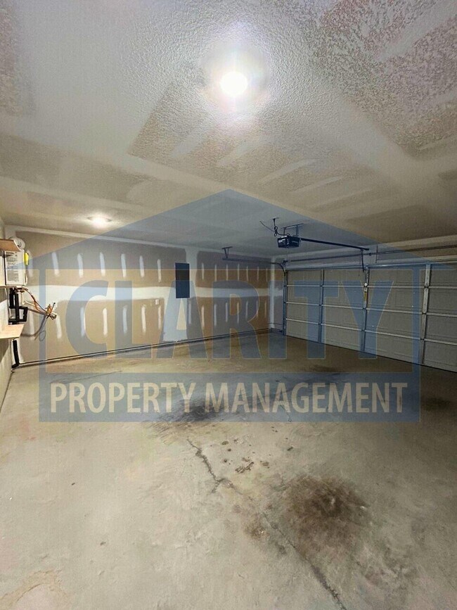 Foto del edificio - 3336 Harmony Ct NE