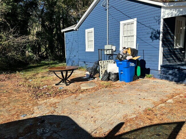 Foto del edificio - 4899 Ben Hill Rd