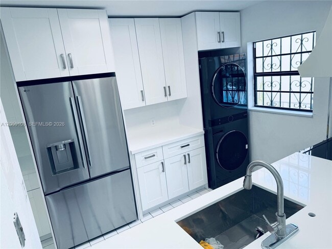 Building Photo - 7011 Crown Gate Ct