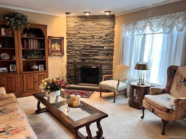 Foto del edificio - 454 Roy St