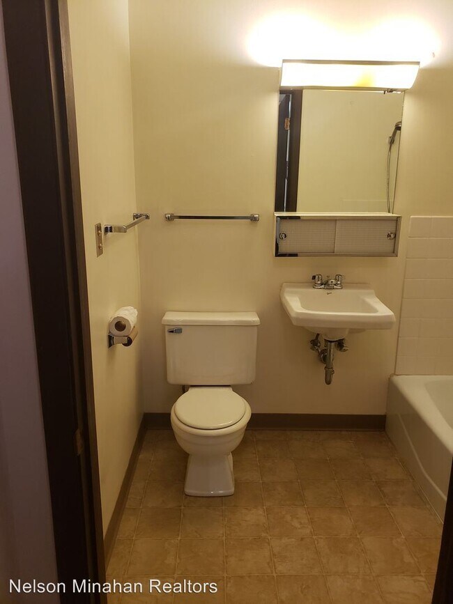 Foto del edificio - 415 N Mill St