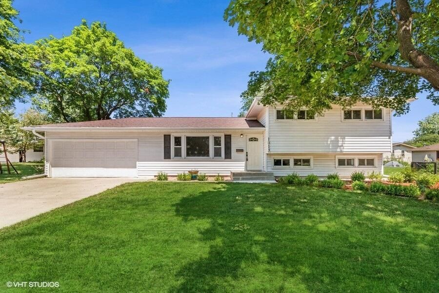 Primary Photo - 1013 Hunziker Dr
