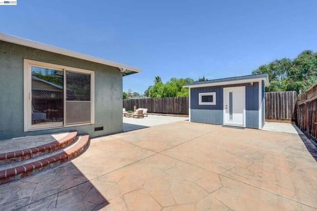 Building Photo - 1158 Polson Cir