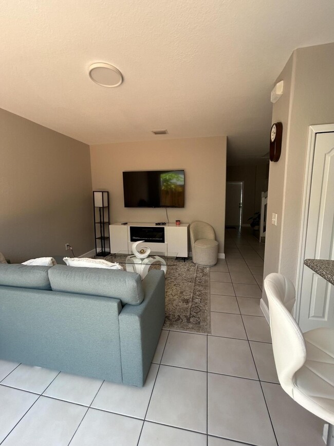Foto del edificio - 7301 NW 174th Terrace