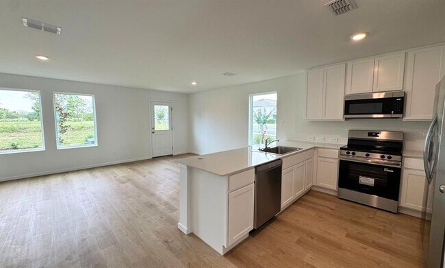 Building Photo - 2408 Bevel Ln