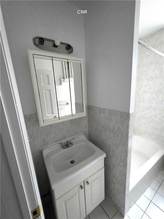Foto del edificio - 361 E 54th St