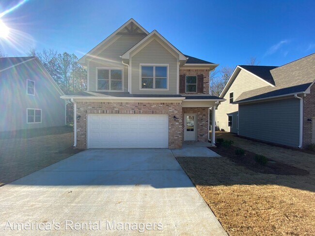 Building Photo - 4 br, 2.5 bath House - 7940 St. James Drive