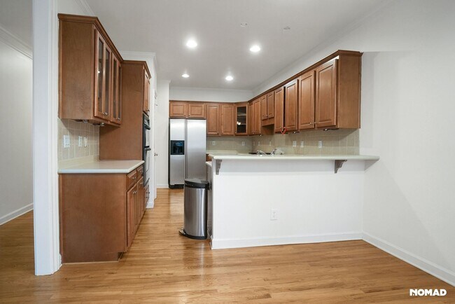 Foto del edificio - Luxurious 3BR Townhome in Atlanta