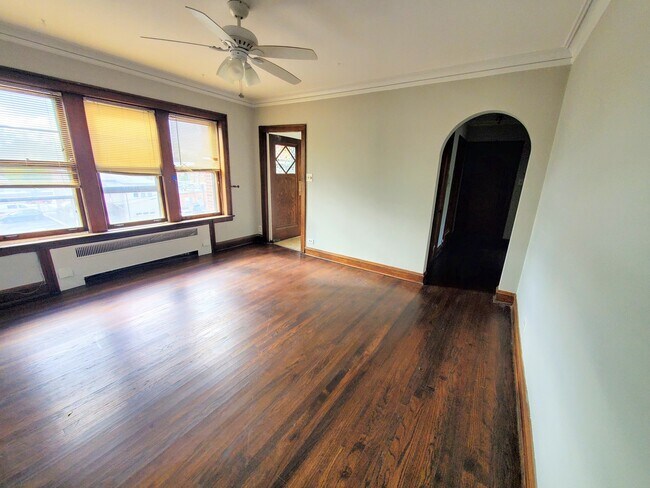 Building Photo - 31 N Brainard Ave